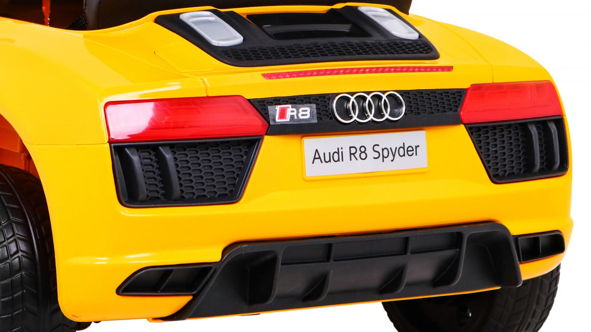 Vehicle Audi R8 Yellow