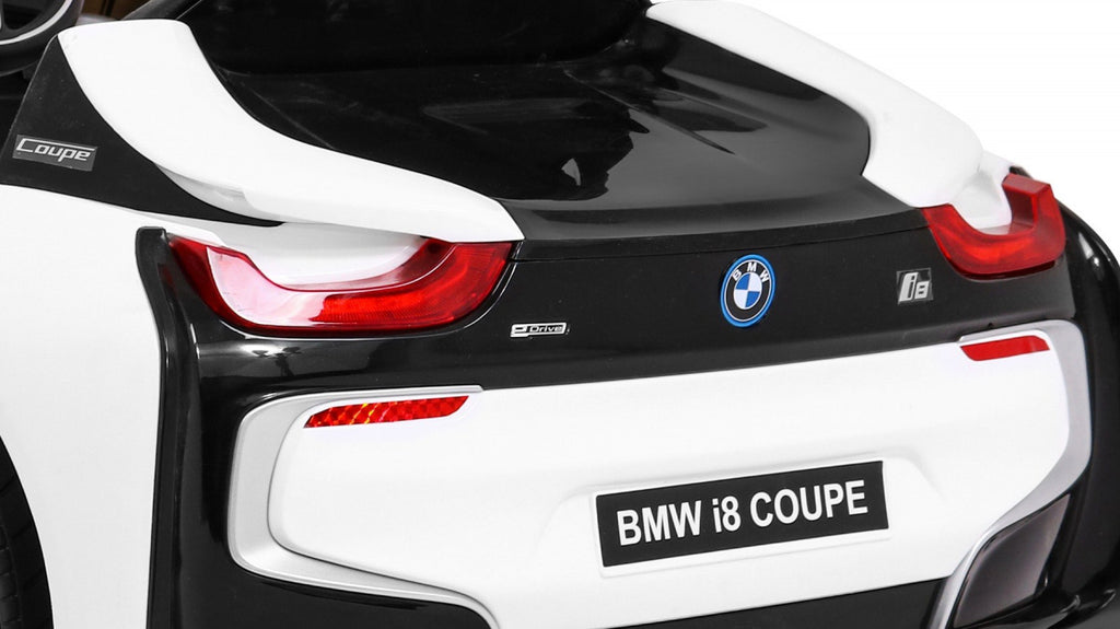 VEHICLE BMW I8 LIFT White