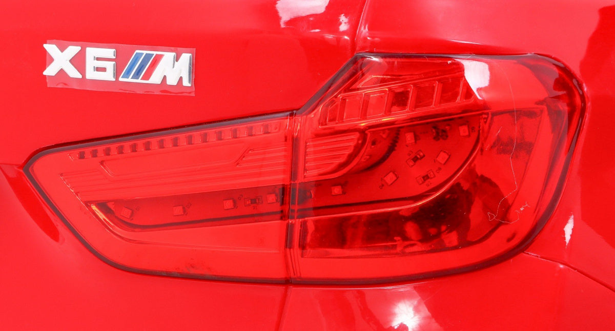 Vehicle BMW X6M Red