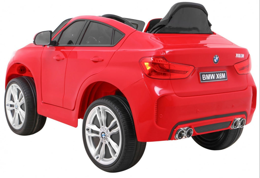 Vehicle BMW X6M Red