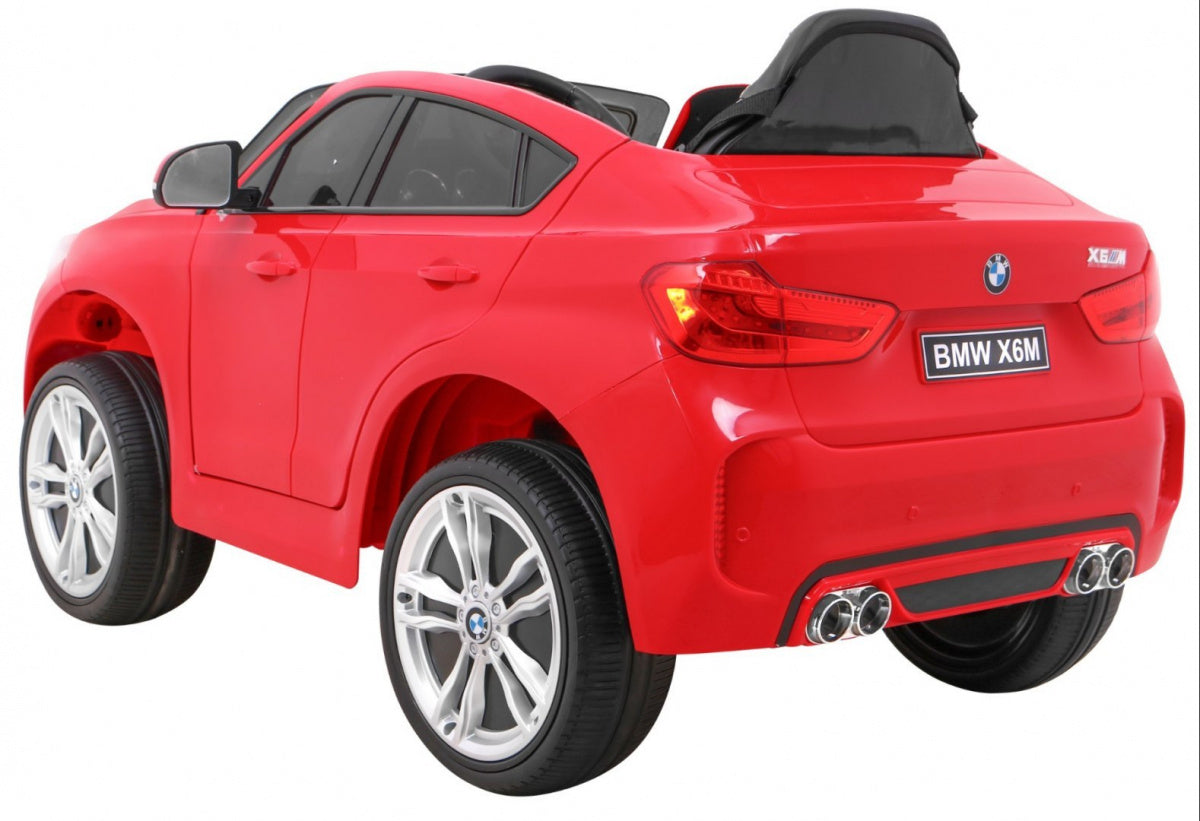 Vehicle BMW X6M Red