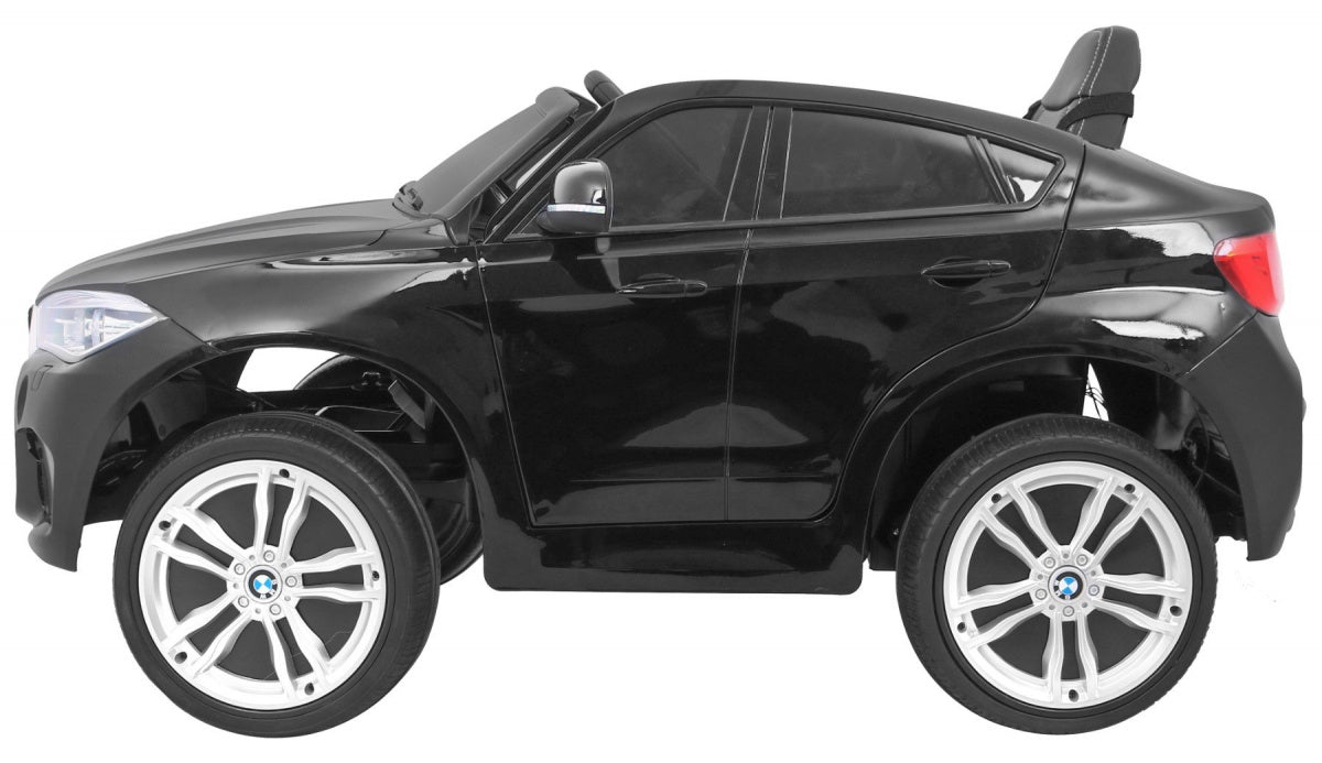 Vehicle BMW X6M Lacquered Black