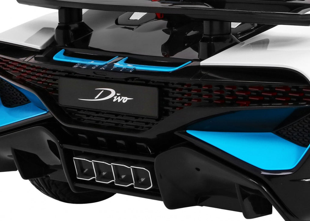 Bugatti Divo White