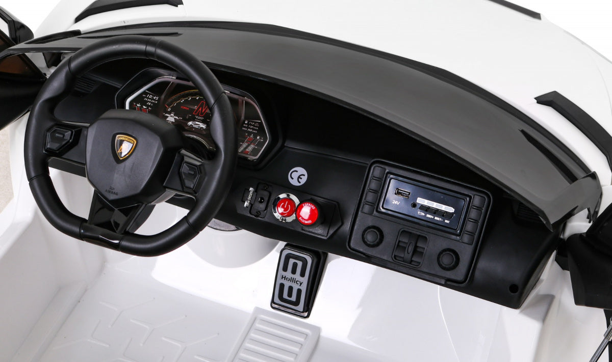 Vehicle Lamborghini SVJ DRIFT White