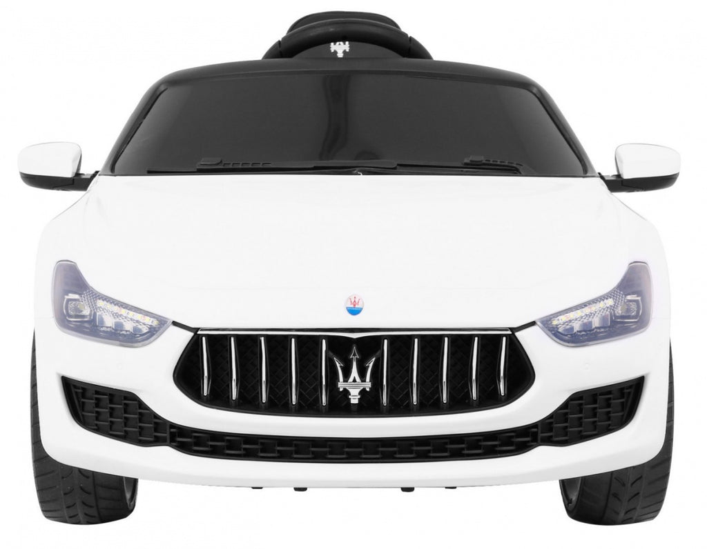 Maserati Ghibli Vehicle White