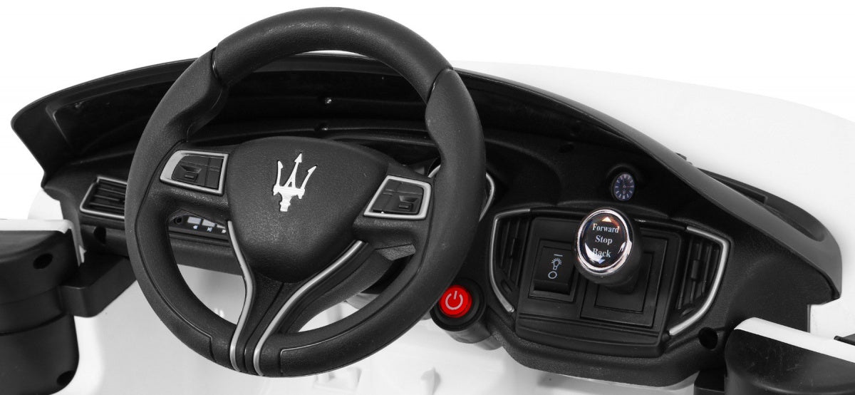 Maserati Ghibli Vehicle White