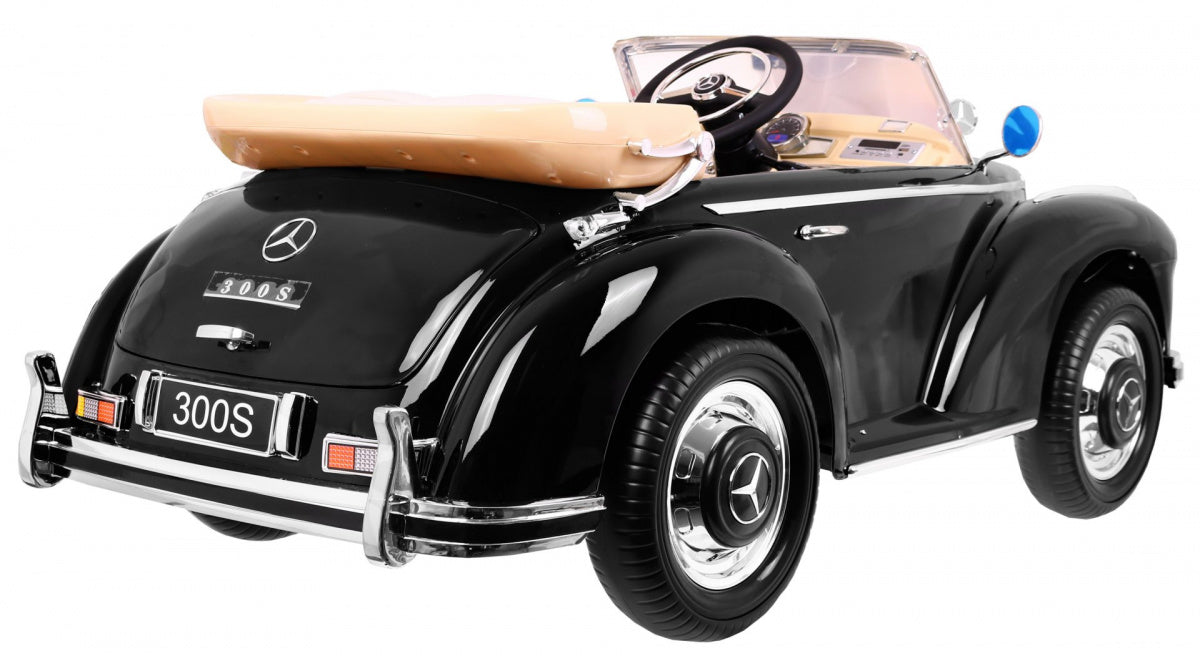 Elektrické autíčko Mercedes-Benz 300S RETRO čierna lakované