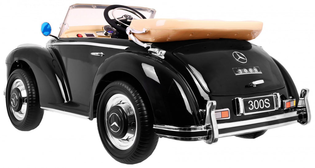 Elektrické autíčko Mercedes-Benz 300S RETRO čierna lakované
