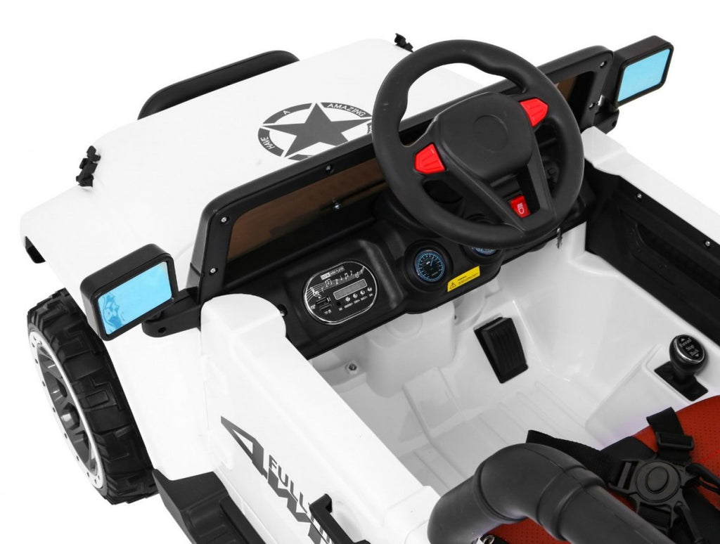 Full Time off-road vehicle 4WD White