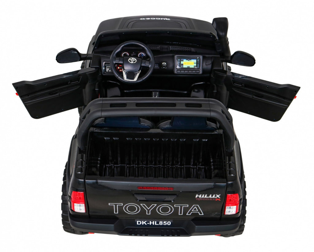 Vehicle Toyota Hilux Black