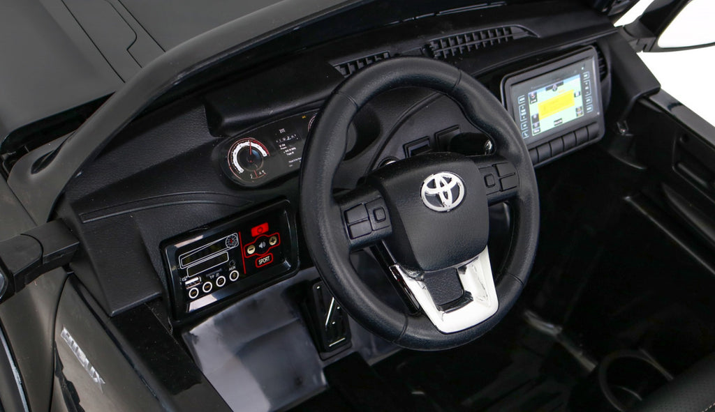 Vehicle Toyota Hilux Black