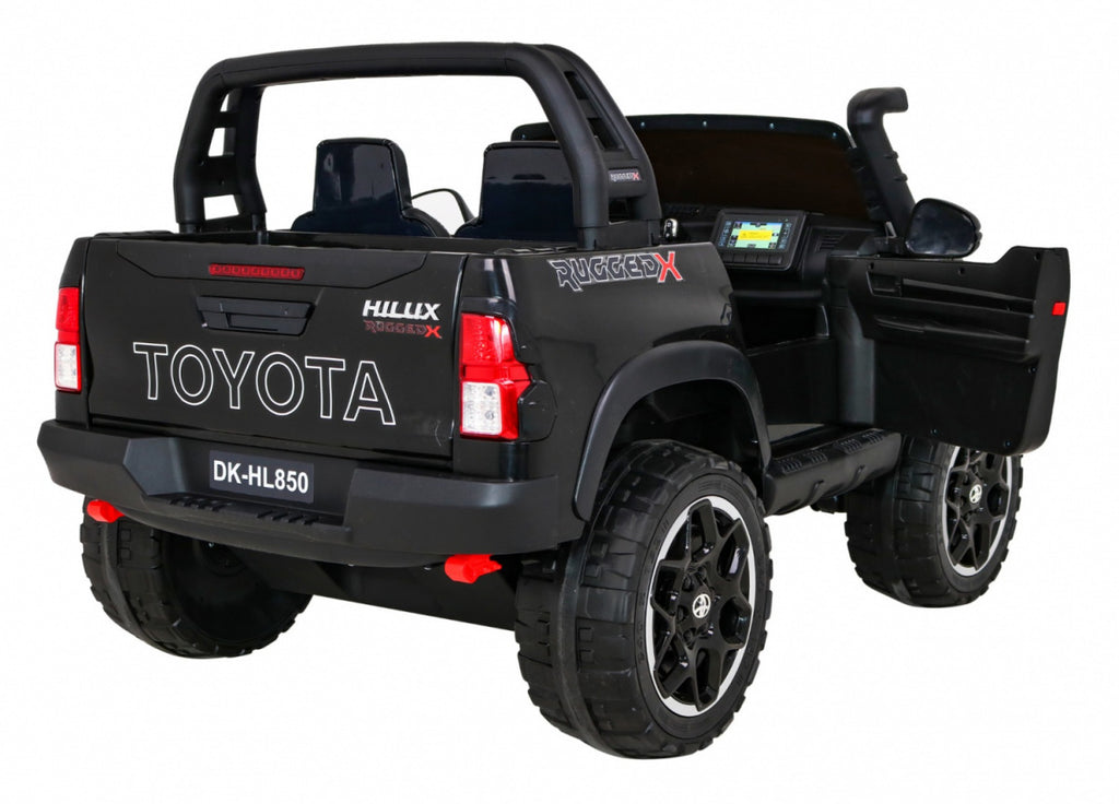 Vehicle Toyota Hilux Black