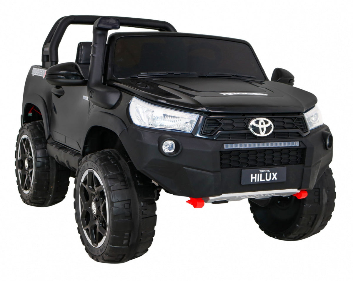 Vehicle Toyota Hilux Black