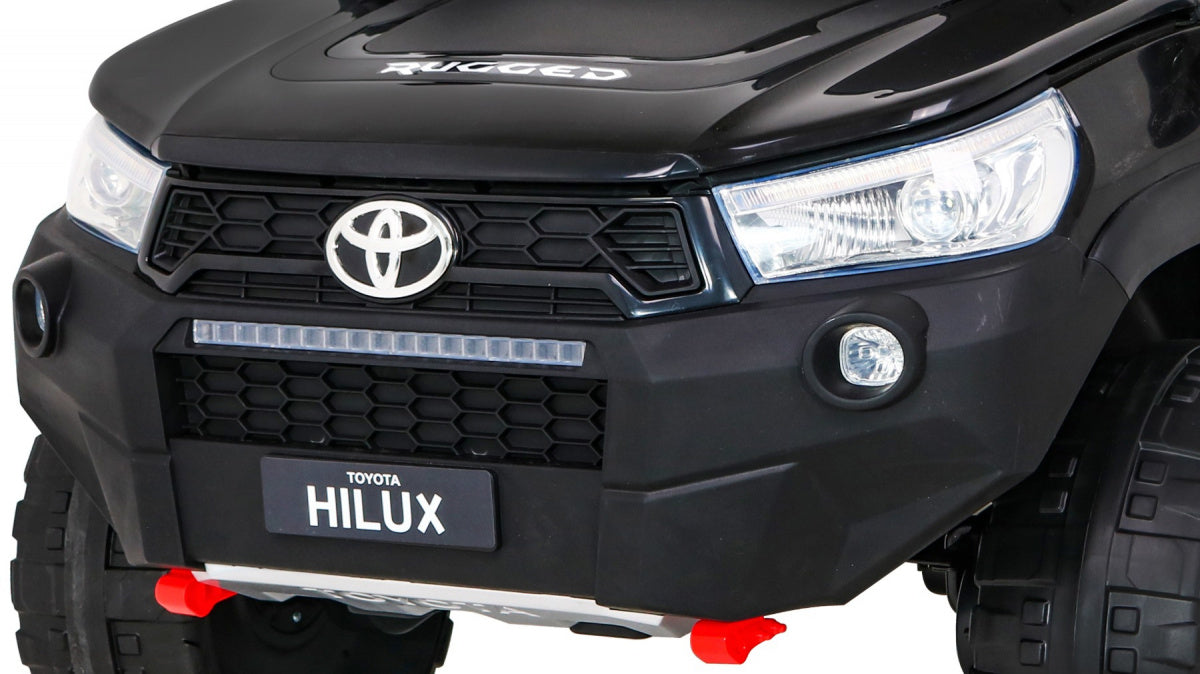 Vehicle Toyota Hilux Black