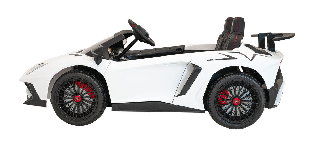 Vehicle Lamborghini Aventador SV White