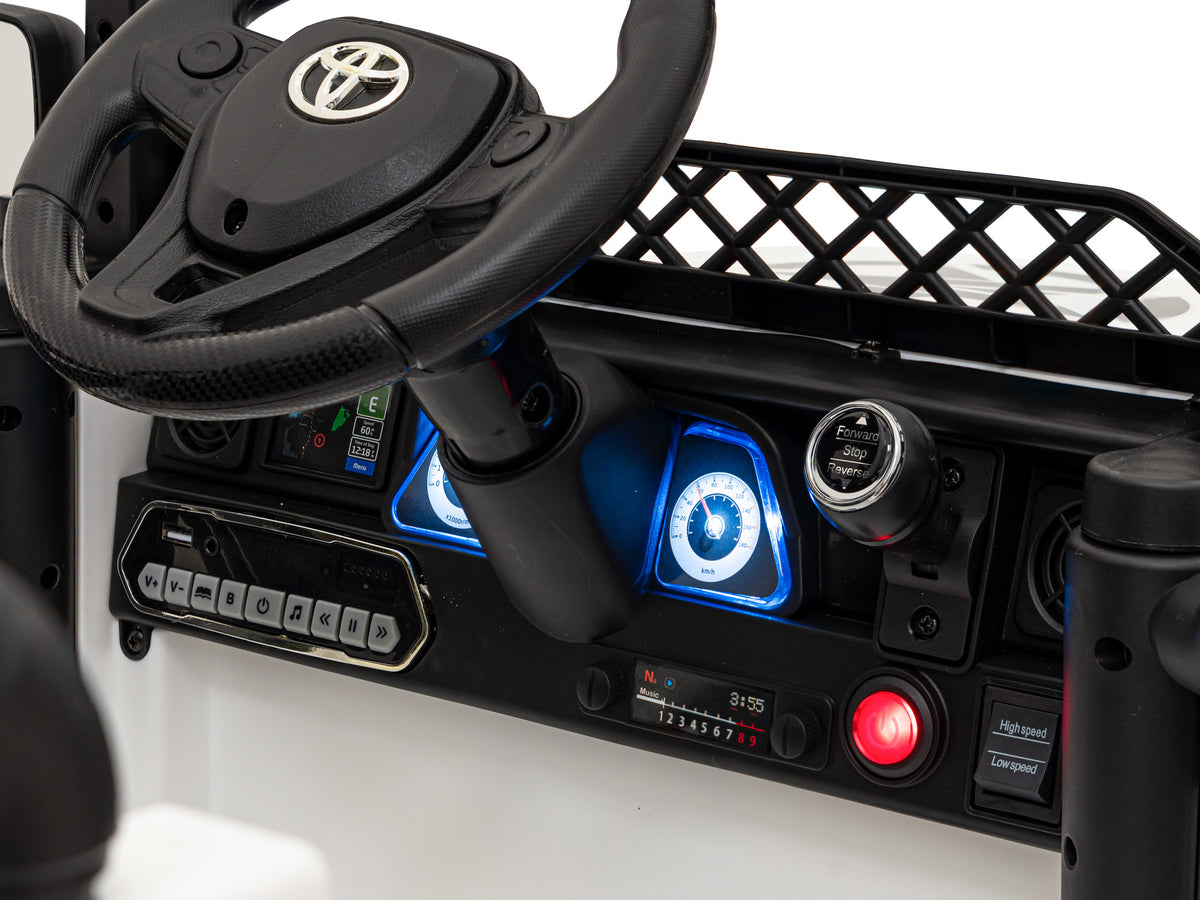 Elektrické autíčko Toyota FJ Cruiser biela