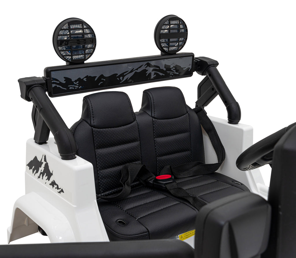 Toyota FJ Cruiser White
