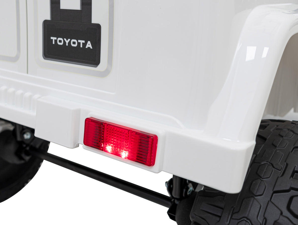 Elektrické autíčko Toyota FJ Cruiser biela