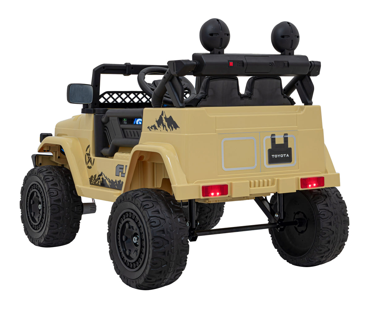 Toyota FJ Cruiser Beige
