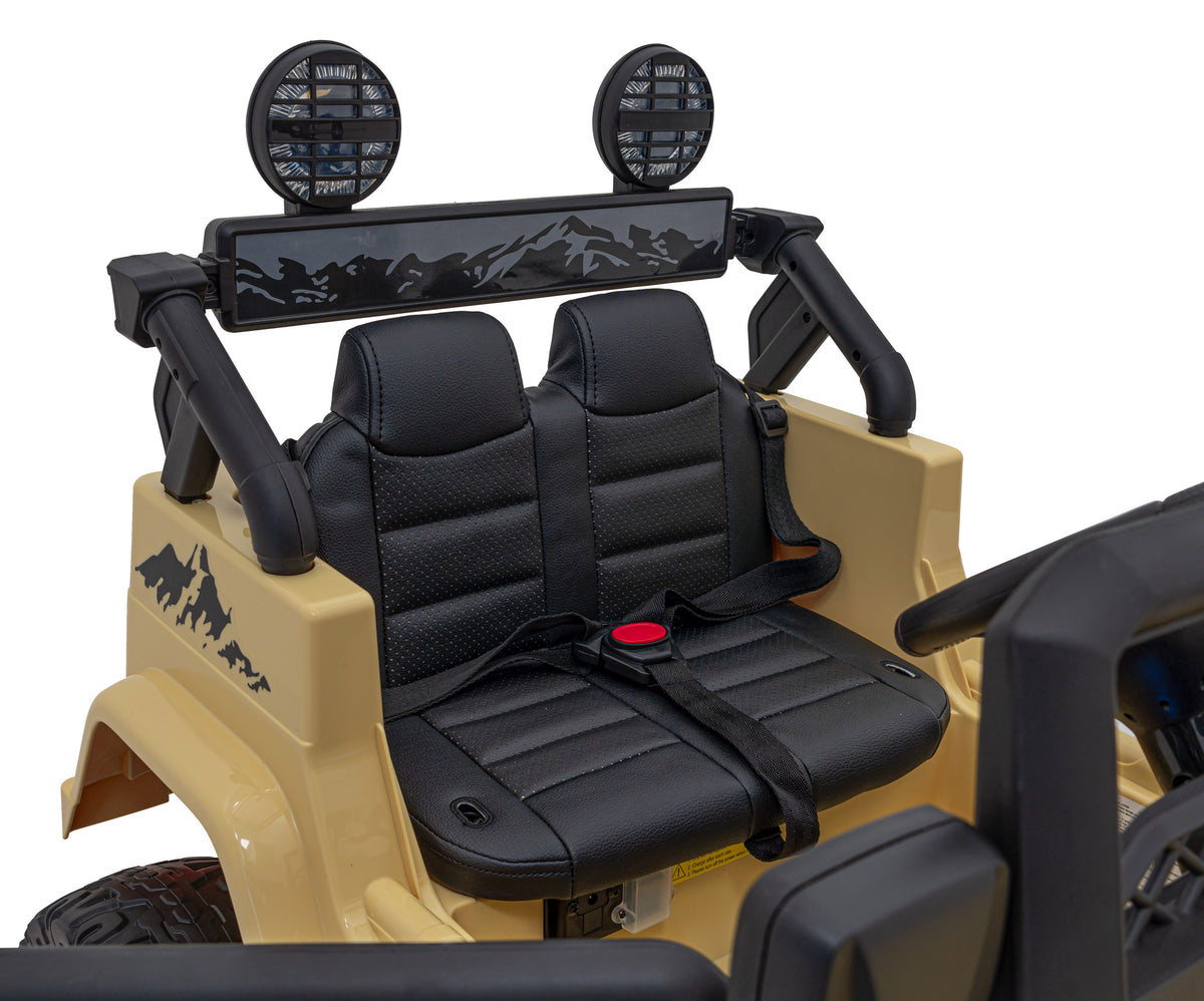 Toyota FJ Cruiser Beige