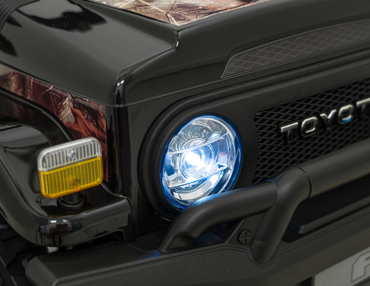 Elektrické autíčko Toyota FJ Cruiser čierna