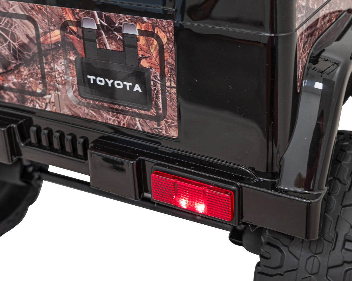 Elektrické autíčko Toyota FJ Cruiser čierna
