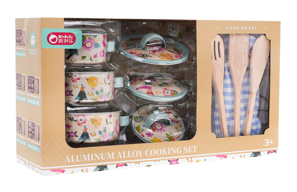 A set of aluminum pots + accessories