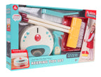 Cleaning kit with vacuum cleaner