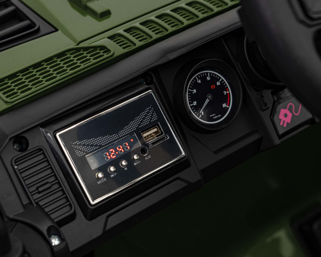 OFF ROAD Speed vehicle Green