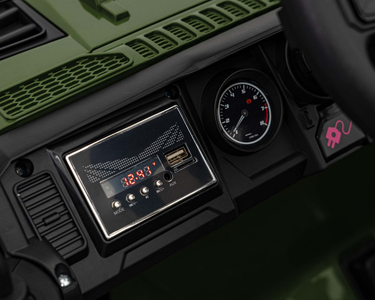 OFF ROAD Speed vehicle Green