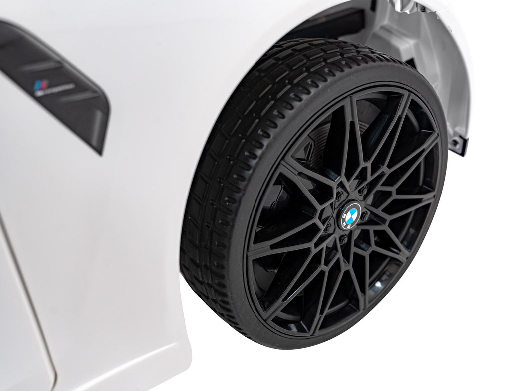 Vehicle BMW M4 White