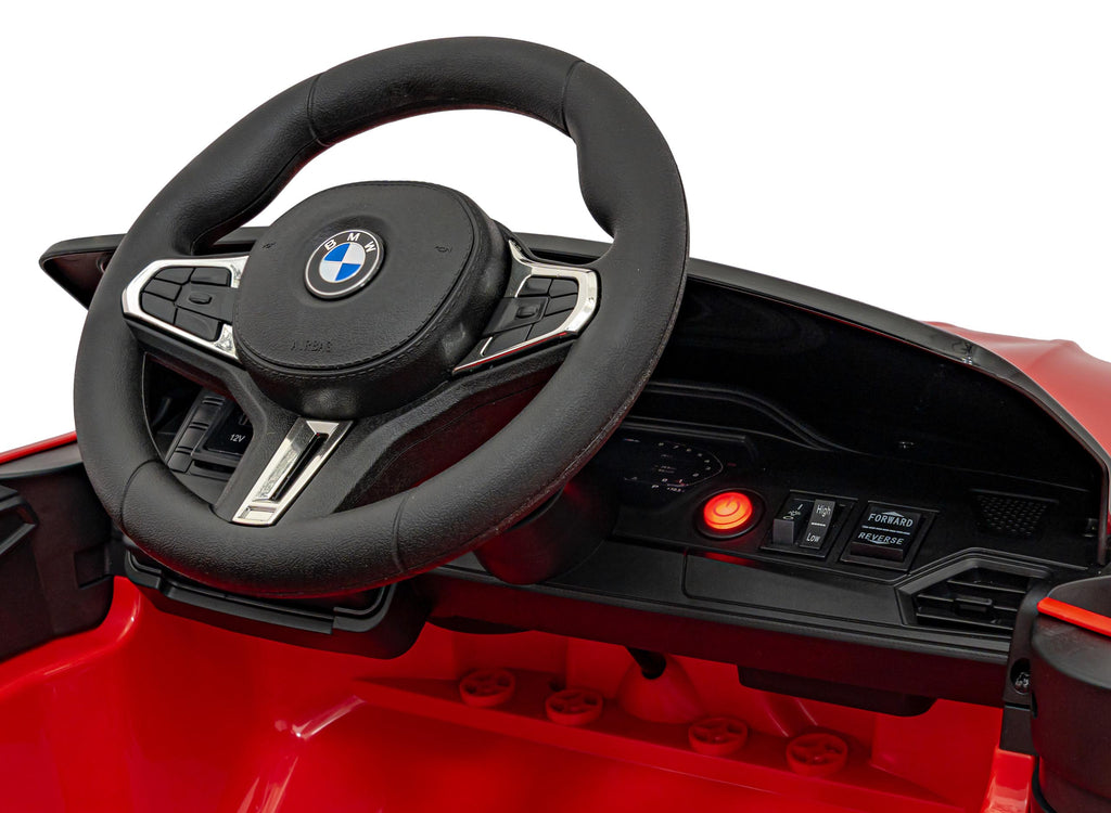 Elektrické autíčko BMW M4 červená