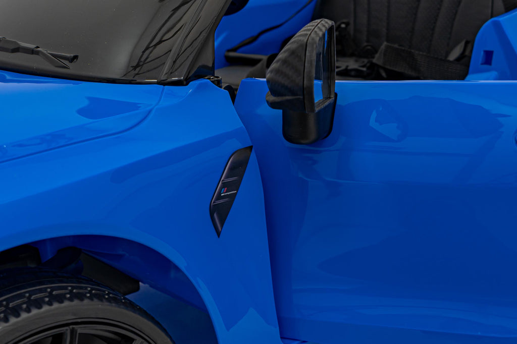 Vehicle BMW M4 Blue