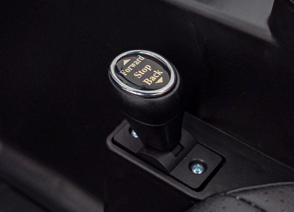 Elektrický traktor BLAST 24 V s prívesom – červený