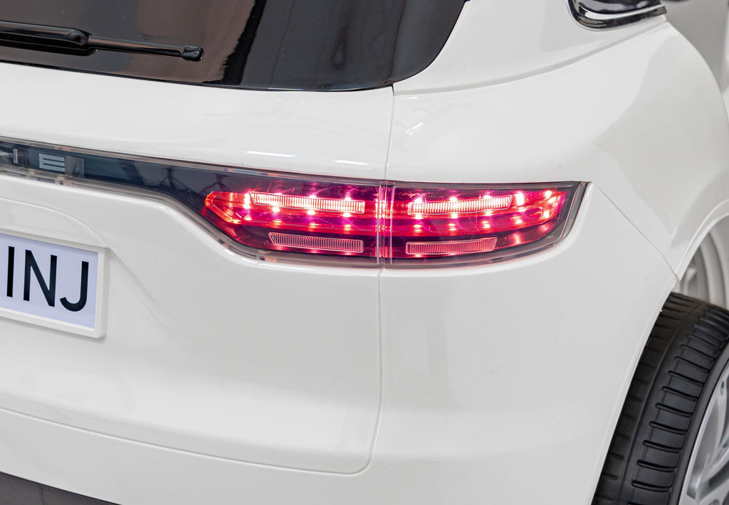 Porsche Cayenne S vehicle Painting White