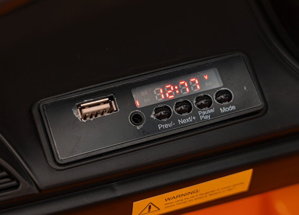 Elektrické autíčko Mclaren Artura oranžová