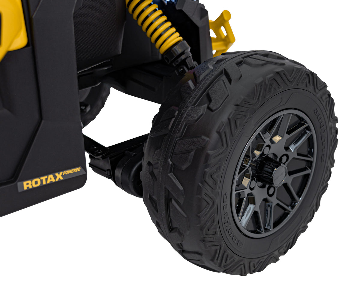 Vehicle ATV CAN-AM Maverick Yellow