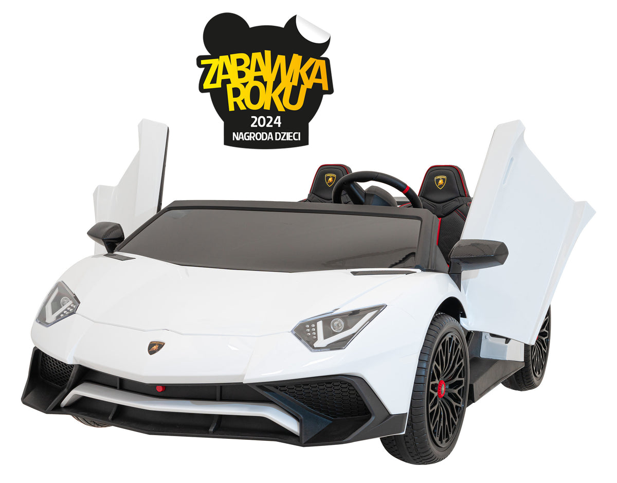 Vehicle Lamborghini Aventador SV White