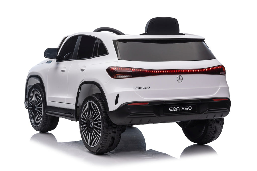 Vehicle Mercedes Benz EQA 250 White