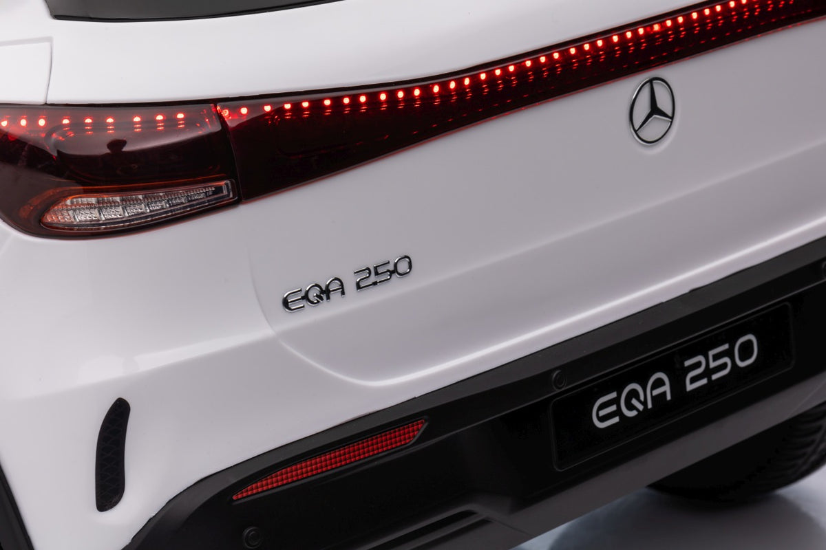 Vehicle Mercedes Benz EQA 250 White