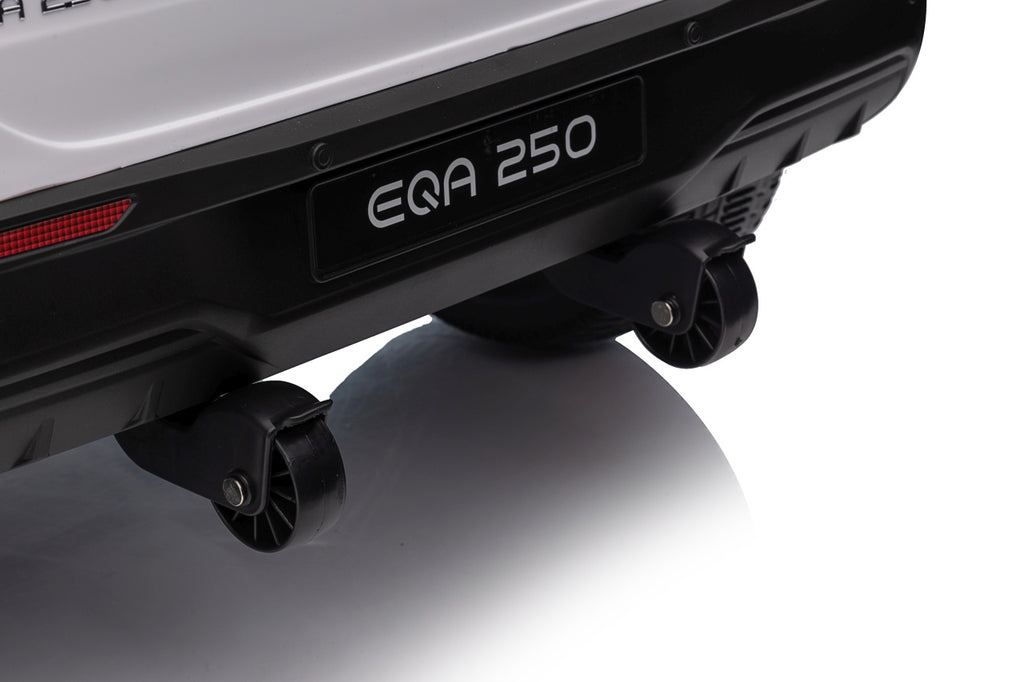 Vehicle Mercedes Benz EQA 250 White