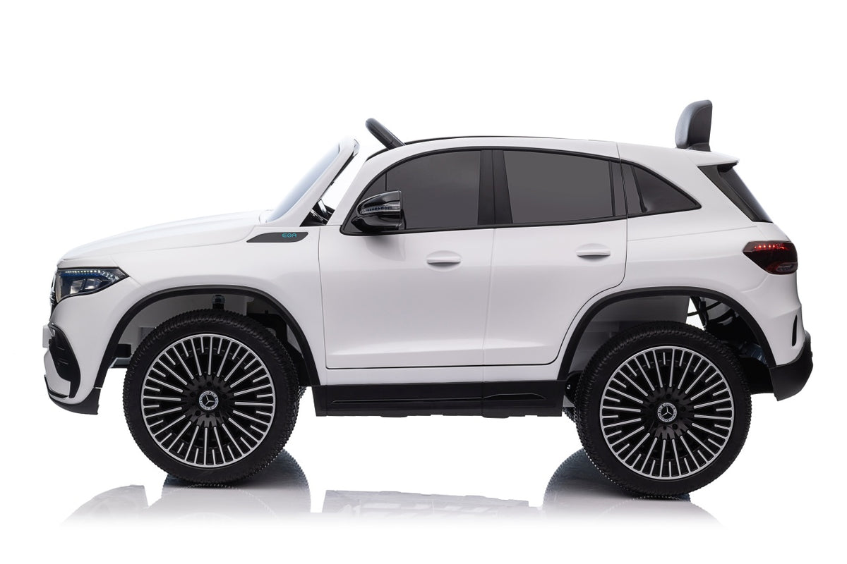 Vehicle Mercedes Benz EQA 250 White