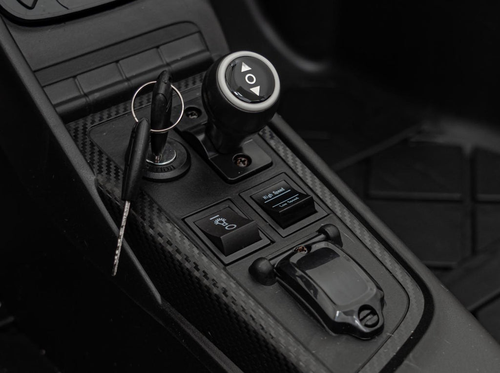 Dvojmiestne elektrické Audi R8 Spyder LIFT 24 V – sivé