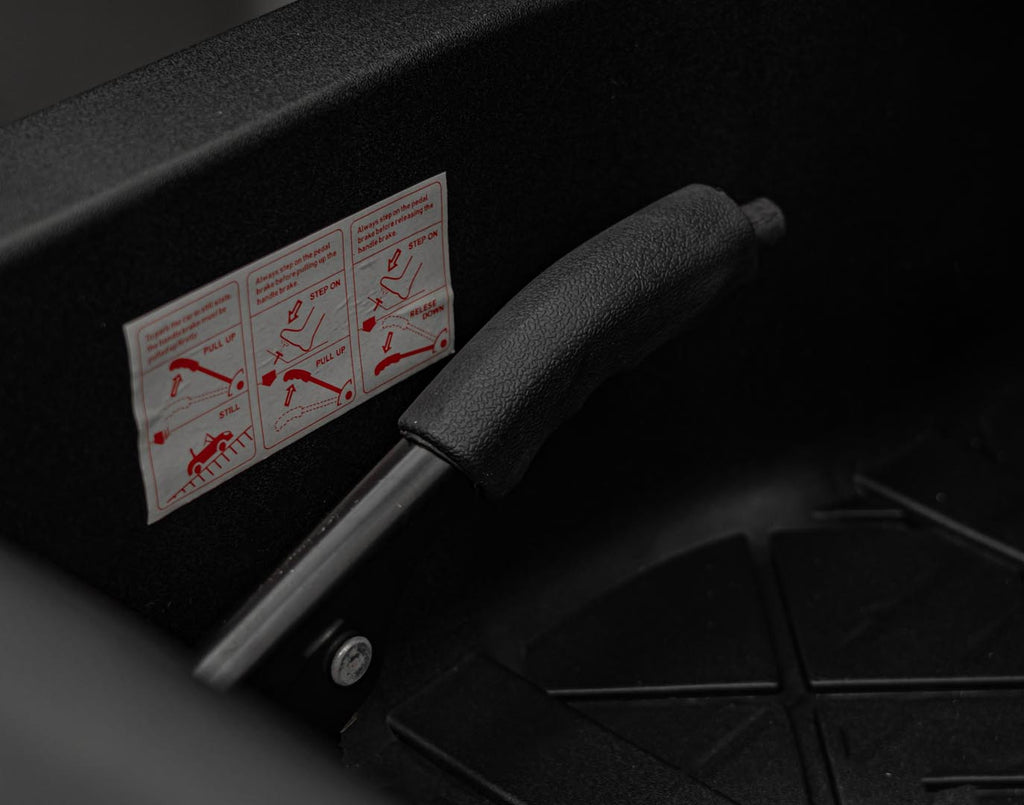 Audi Spyder R8 LIFT vehicle Black