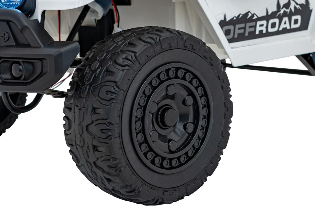 Off-Road CLIMBER vehicle White