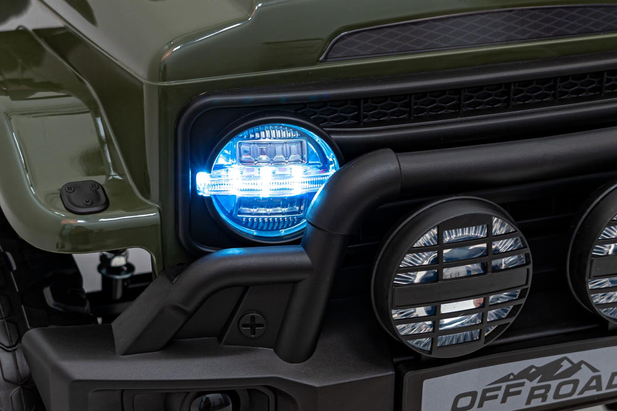 Off-Road CLIMBER vehicle Green