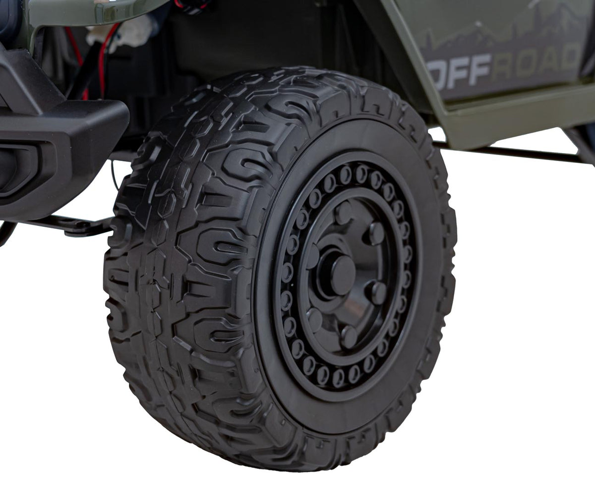 Off-Road CLIMBER vehicle Green