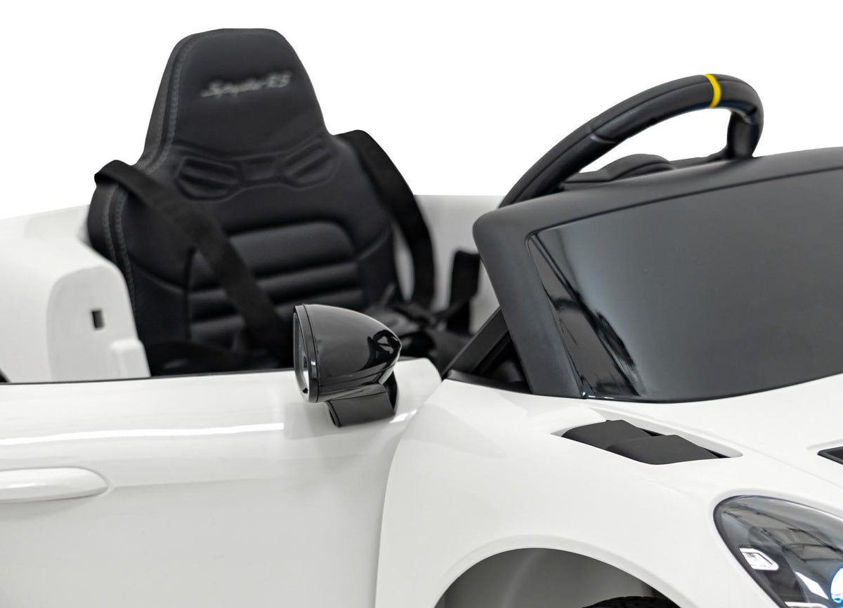 Porsche Spyder RS 718  vehicle White
