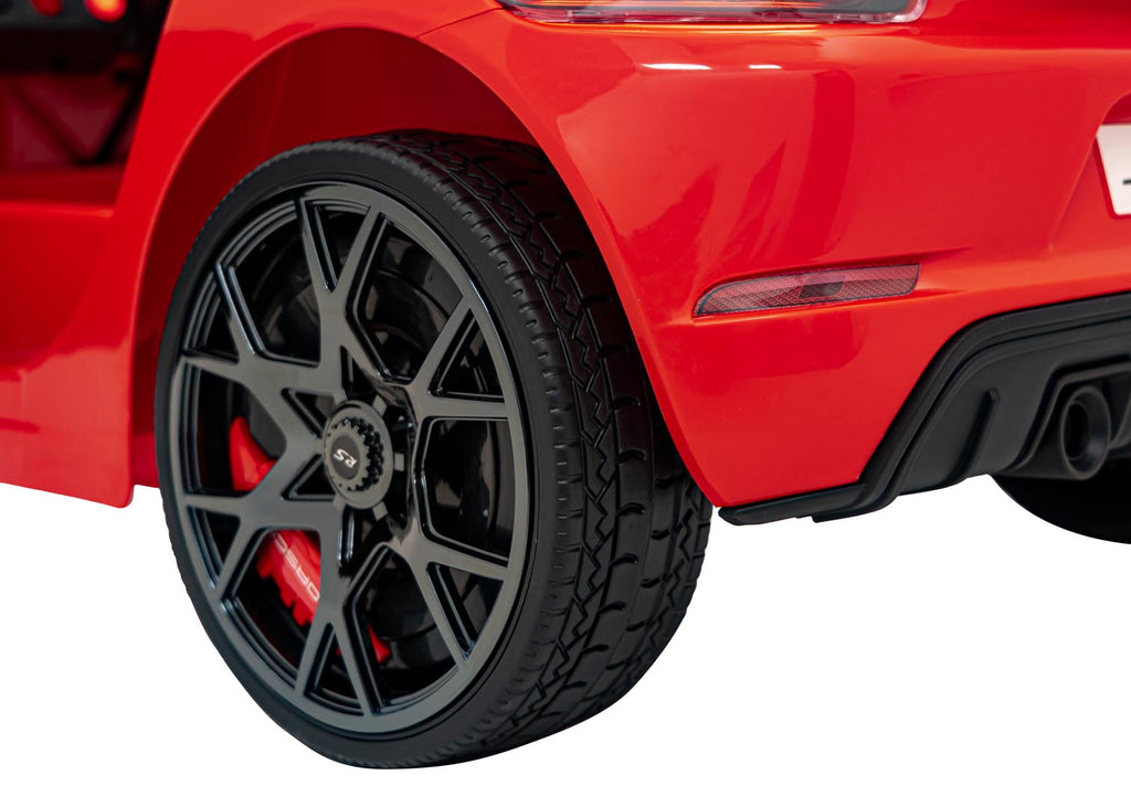 Porsche Spyder RS 718  vehicle Red