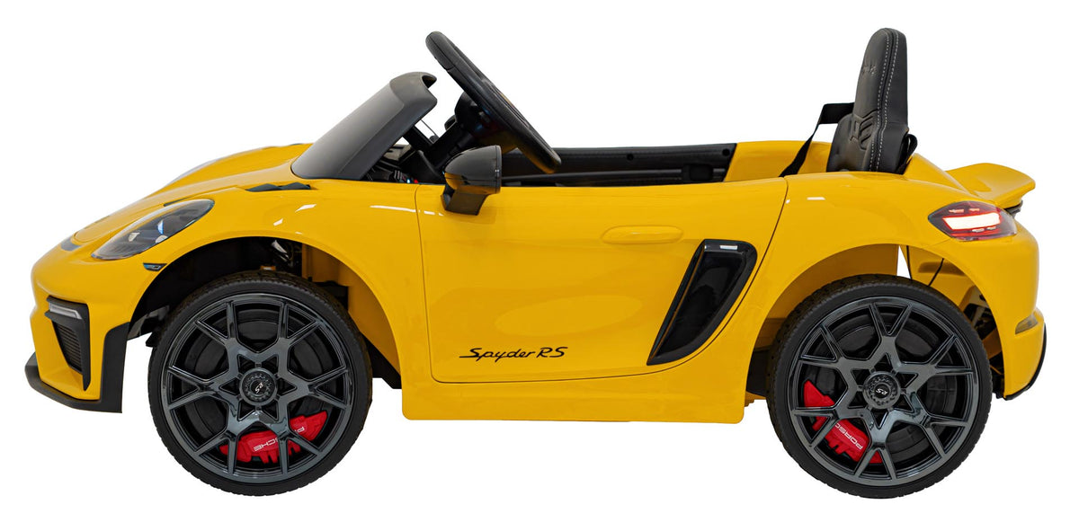Porsche Spyder RS 718  vehicle Painting Yellow